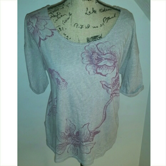 Free People Tops - Free People Small Tan & Red Rose Printed Top