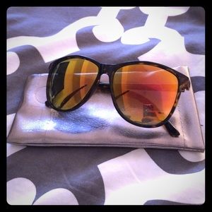 GOLD reflective mirrored aviator sunglasses 👓