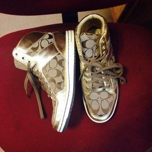 ❌SOLD❌High top gold coach sneakers