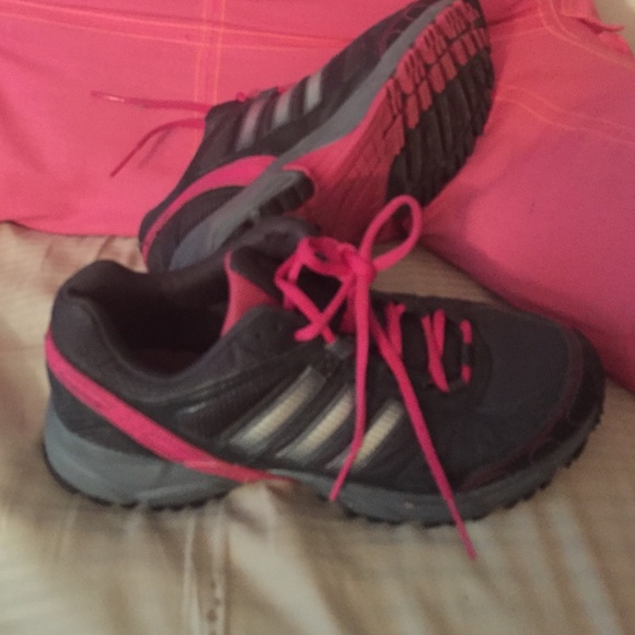Adidas Shoes - Adidas shoes