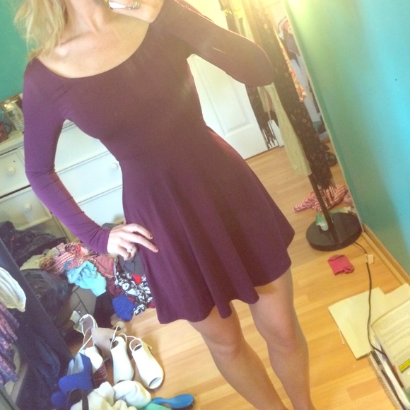 XS NWOT plum skater dress
