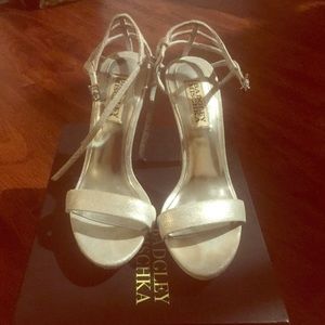 Badgley Mischka, Viveka Silmet, silver heels