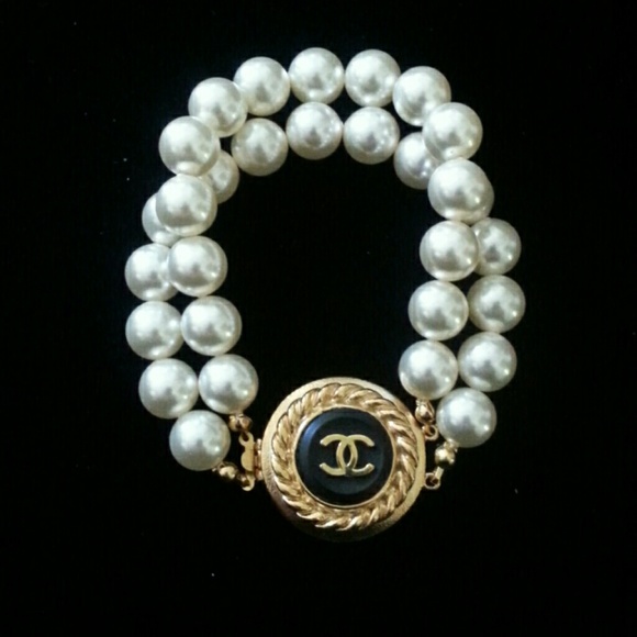 Chanel re purposed Button Pearl Bracelet