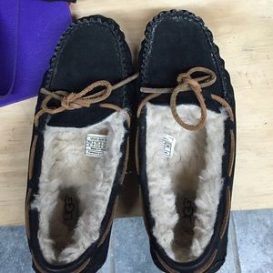 Ugg slippers