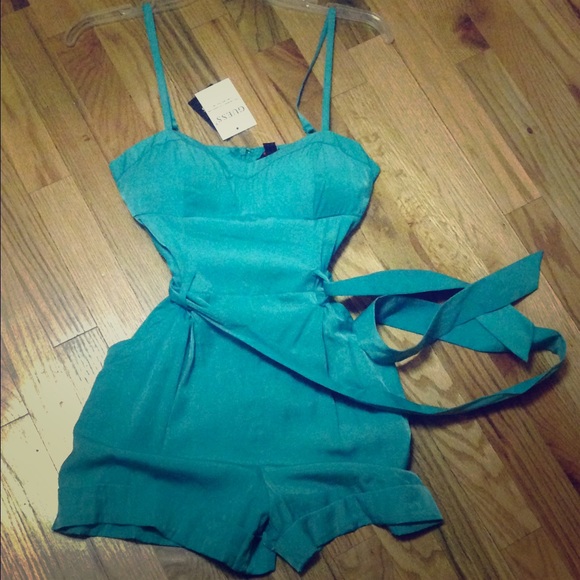 Brand New! Never Worn Sweetheart Neckline Romper