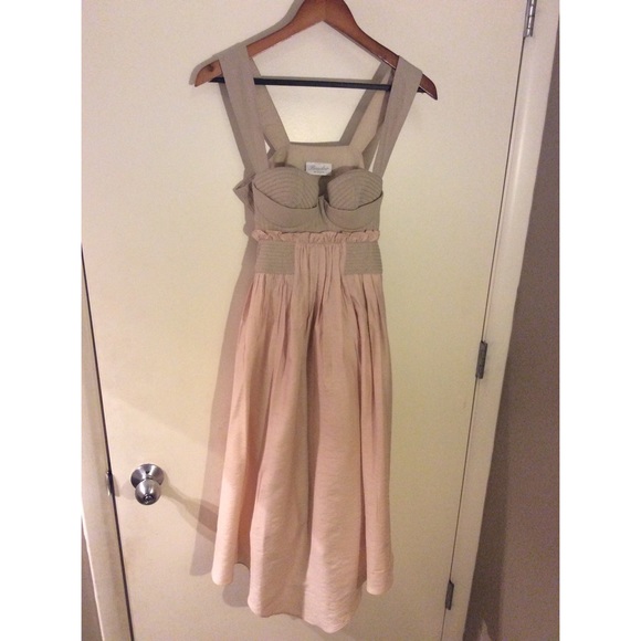 Baby pink and nude dress. Perfect condition - Picture 1 of 3