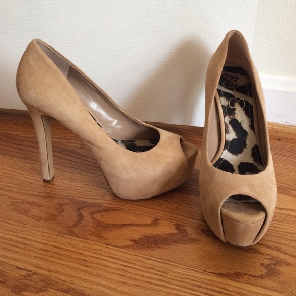 Jessica Simpson Nude Peep Toe Platform Heel