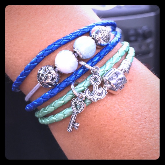 New Pandora green leather bracelet ONLY!