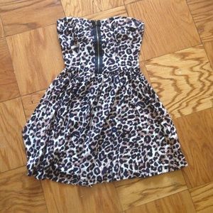 TOPSHOP Cheetah Strapless Top