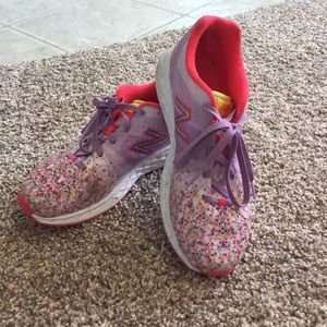 New Balance fun Confetti sneakers