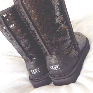 Black Sparkly Uggs