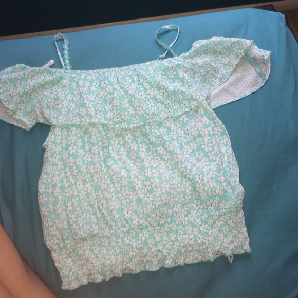daisy crop top
