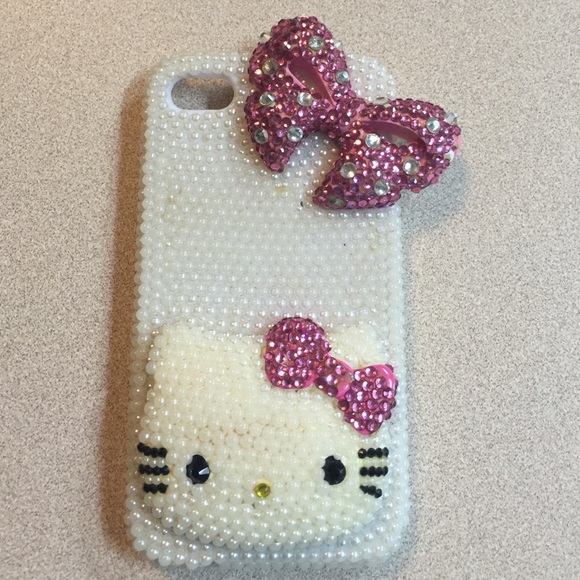 Hello Kitty IPhone 4 case!!
