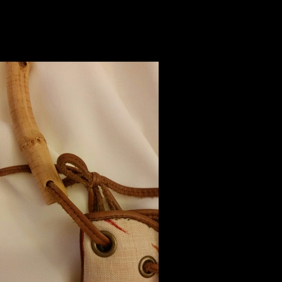 Handbag - Picture 3 of 3