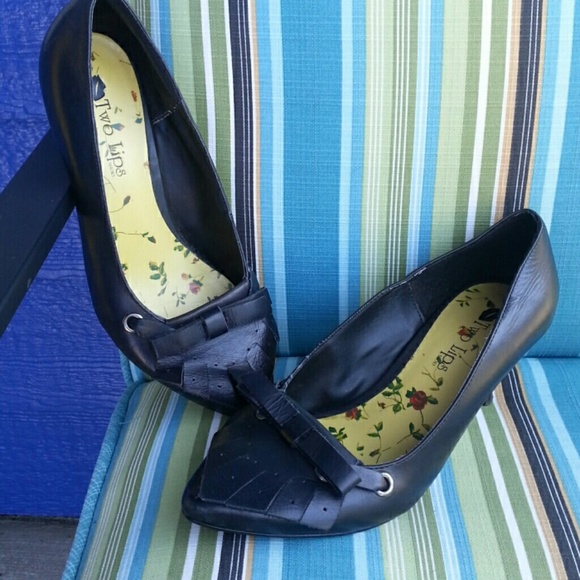 Two Lips heels