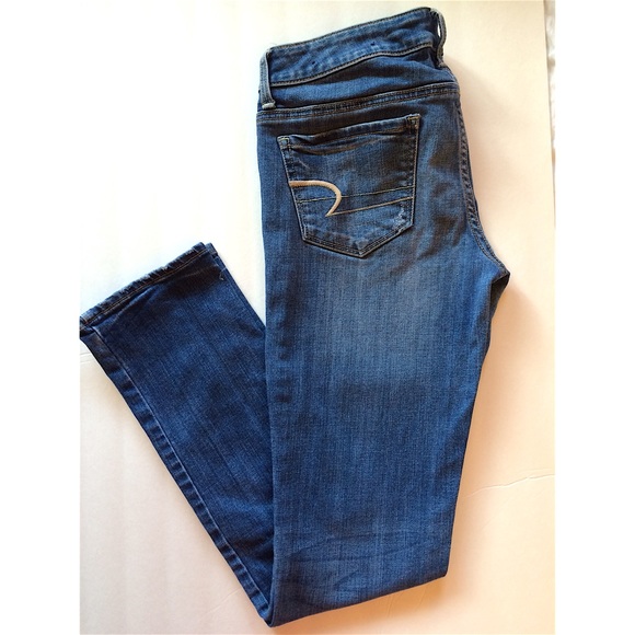 AMERICAN EAGLE SKINNY JEANS
