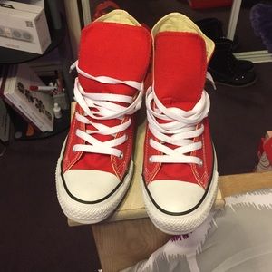 Red converse