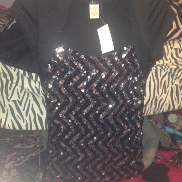 Nwt top from deb