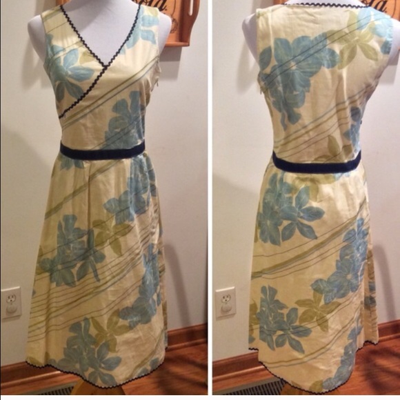 Kenar Dresses & Skirts - 💐FLORAL PRINT DRESS BY KENAR💐