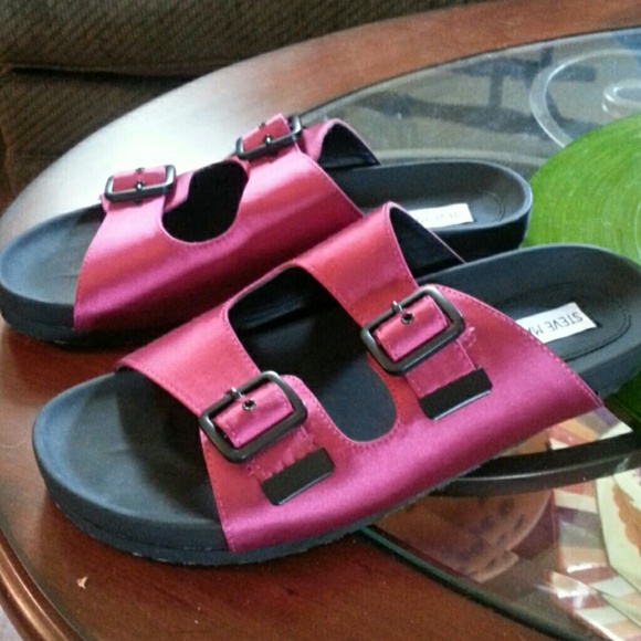 Steve Madden Shoes - NWOB Steve Madden comfy sandals 10 FINAL
