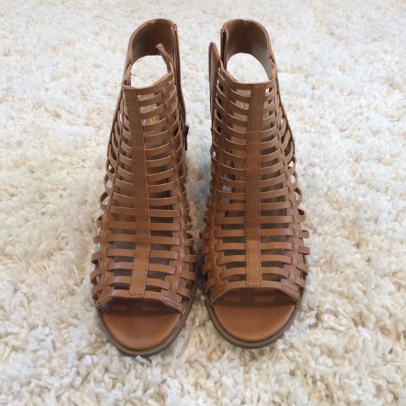 Boots - Picture 1 of 2