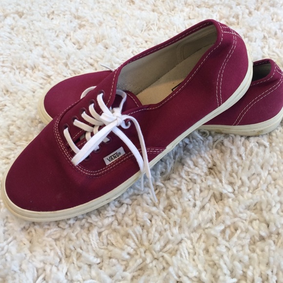 Brand new vans NEVER WORN - Picture 2 of 2