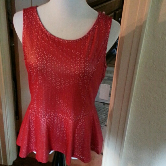 Romeo & Juliet Couture Tops - HP NWT Romeo and Juliet couture  laser tunic L