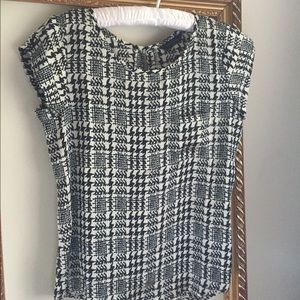 Houndstooth Silky Top