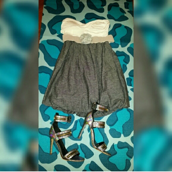 ❗SOLD❗|SALE| • Love Culture Strapless Flare Dress• - Picture 2 of 4