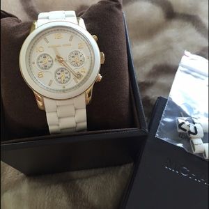 Michael Kors White Polyurethane Ladies Watch