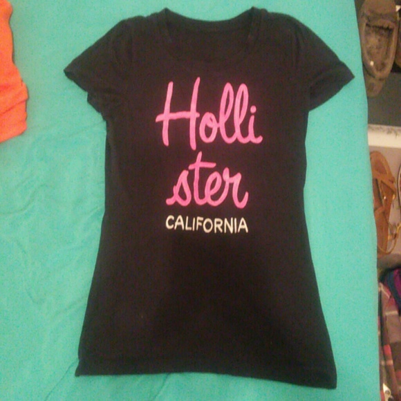 Hollister shirt