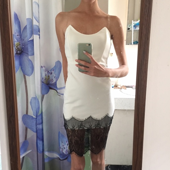 Solemio lace trim dress