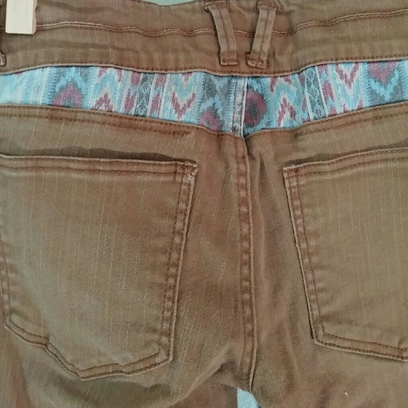 Sold Brown skinny jeans with Aztec detail - Picture 4 of 4