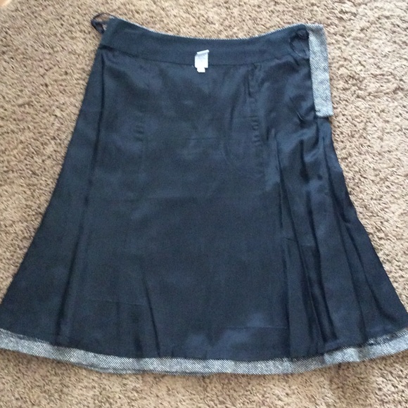 GAP Wool Skirt - size 6 - Picture 3 of 7