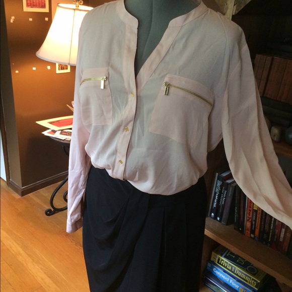 Soft pink with gold details, Calvin Klein blouse