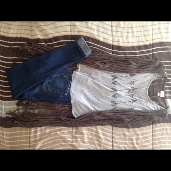 Day Trip Cardigan but it now for .99 shipping!