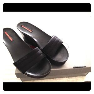 Black Prada Wedge