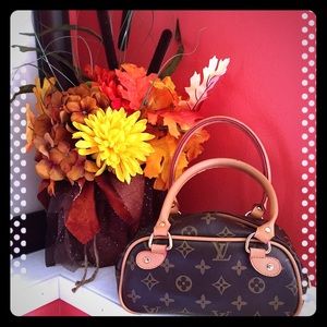 🔴HOLD til Friday 🔴 Small brown purse