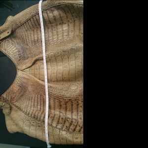 Additional pictures of Brahman bag