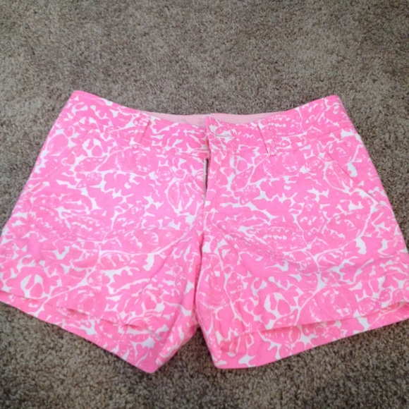 ❌SOLD❌ Lilly Pulitzer shorts - Picture 1 of 2