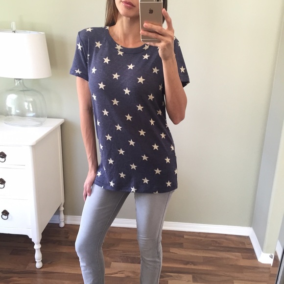 Sold | Cute Blue Star Tee - Picture 2 of 4
