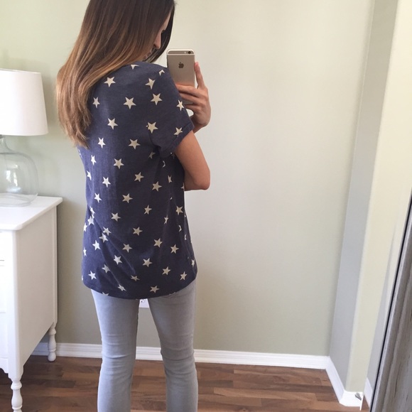Sold | Cute Blue Star Tee - Picture 3 of 4