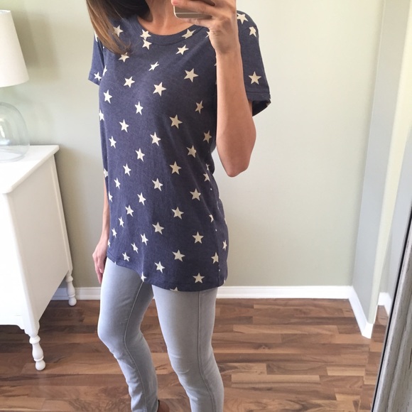 Sold | Cute Blue Star Tee - Picture 4 of 4