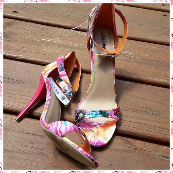 Mossimo Shoes - Sold - The Perfect 10 - The Perfect Pair