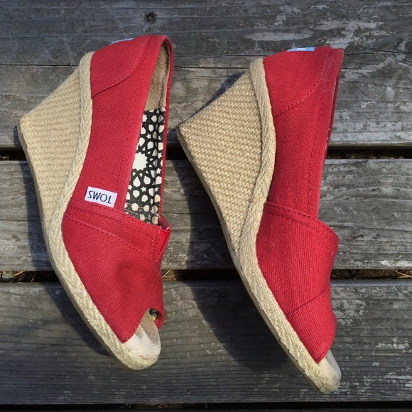 TOMS Shoes - TOMS red canvas wedges