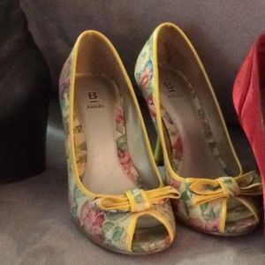Bakers floral print heels