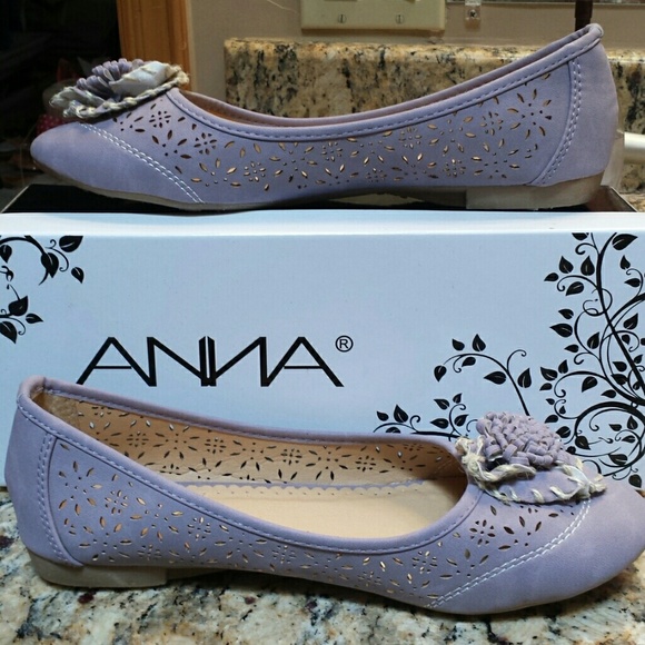 Anna Shoes - Anna lavender low heel shoes size 8 1/2