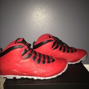 Jordan 10 Bulls over Broadway
