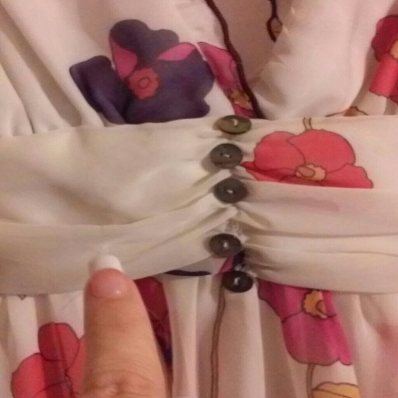 Beautiful Dress for Special Occasion Even Prom - Picture 3 of 7