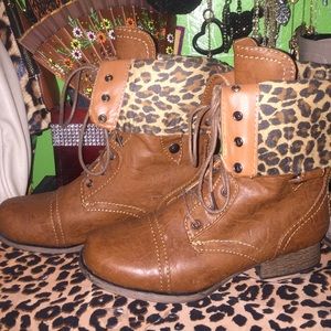 Cheetah combat boots